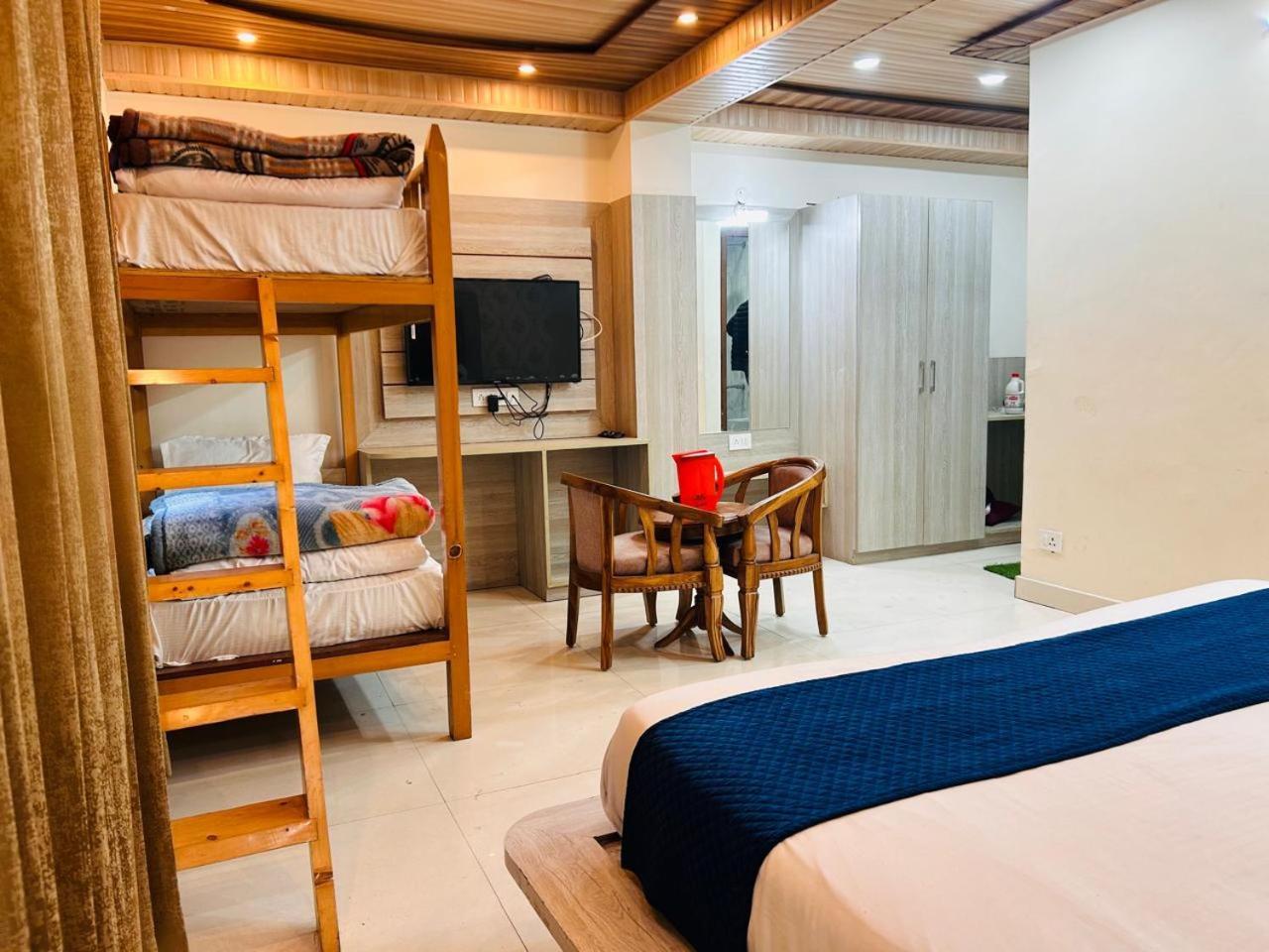 شيملا Yog Maya Regency B&B المظهر الخارجي الصورة